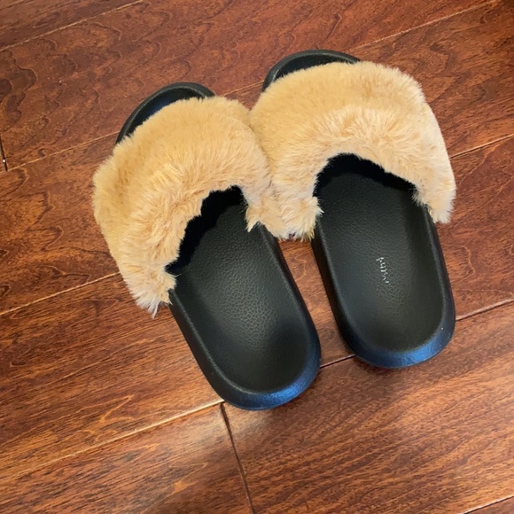Fluffy slides - Picture 7 of 10